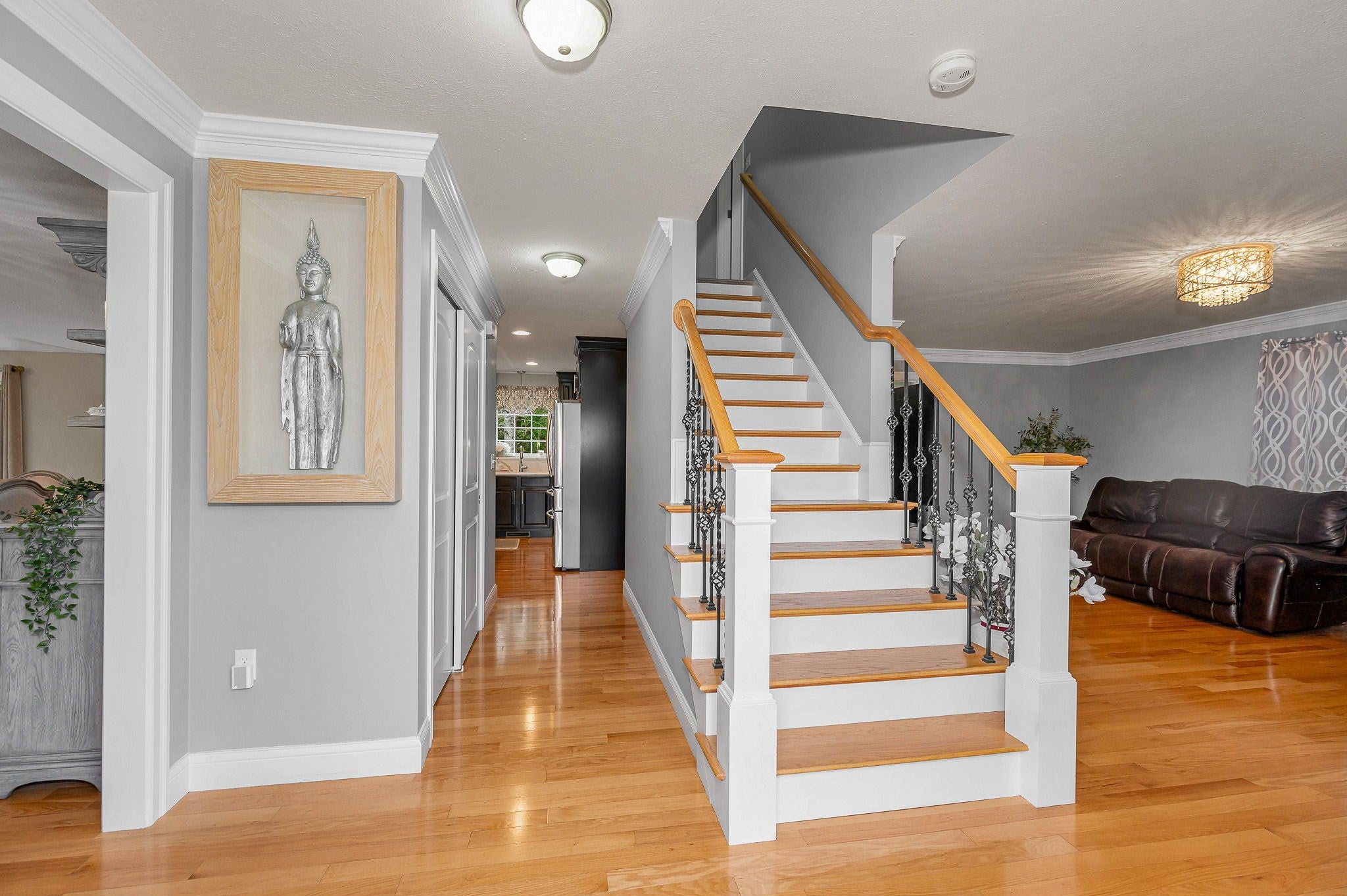 61 Saddle Rd