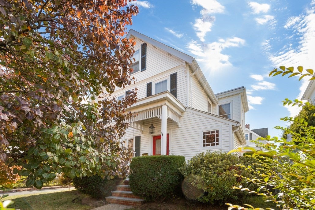 49 Cushing St