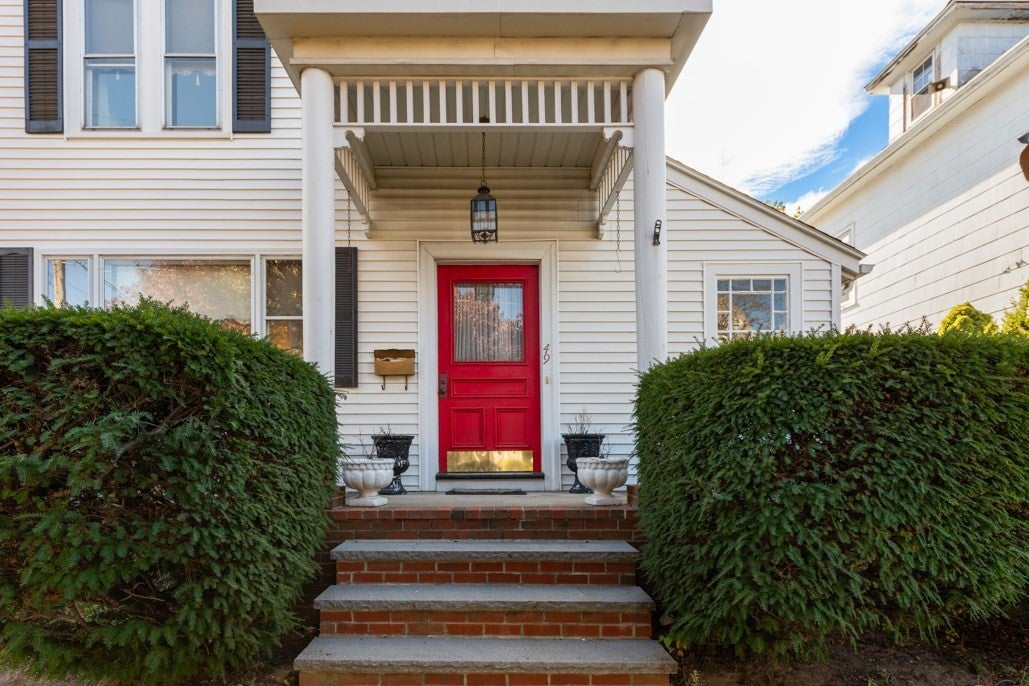 49 Cushing St
