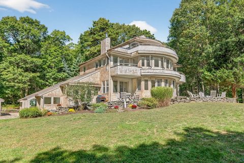 91 Piney Point Rd Marion MA 02738