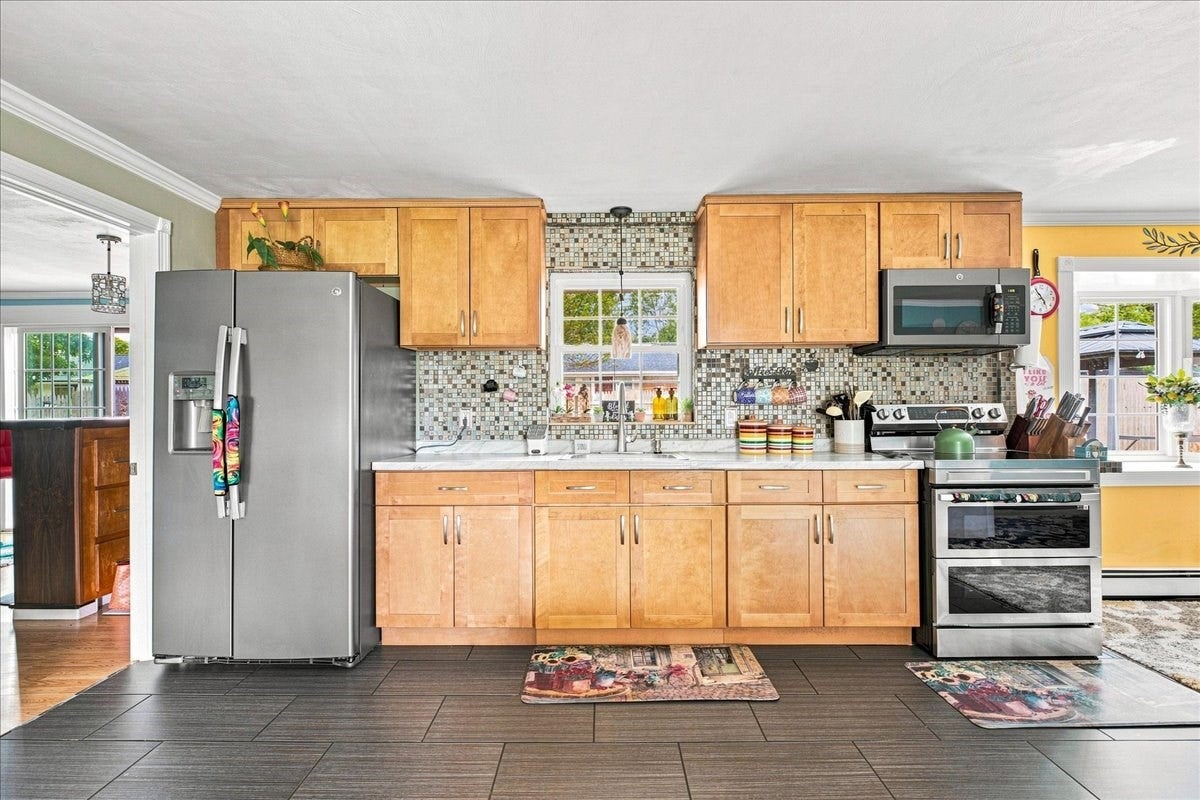 110 Crane Road, Brockton, MA Photo #7