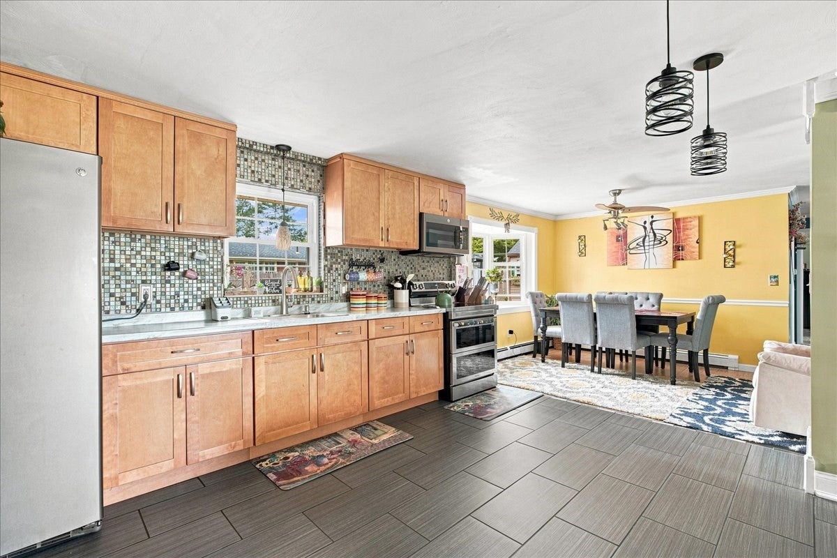 110 Crane Road, Brockton, MA Photo #8