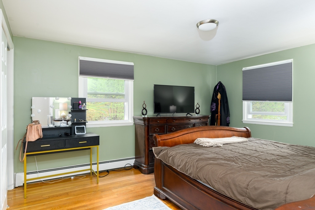319 Malden Street, Holden, MA Photo #14