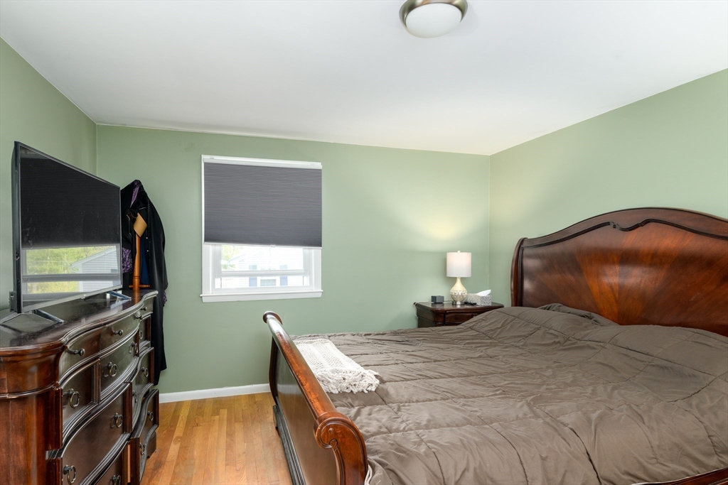 319 Malden Street, Holden, MA Photo #15
