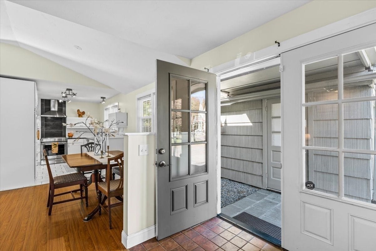 17 Marion Rd, Mattapoisett, MA, 17 Marion Rd, Mattapoisett, MA Photo #31
