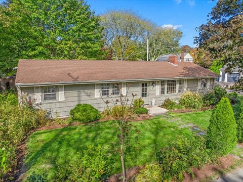 Photo of 17 Marion Rd, Mattapoisett, MA 02739 (MLS # 73595359)