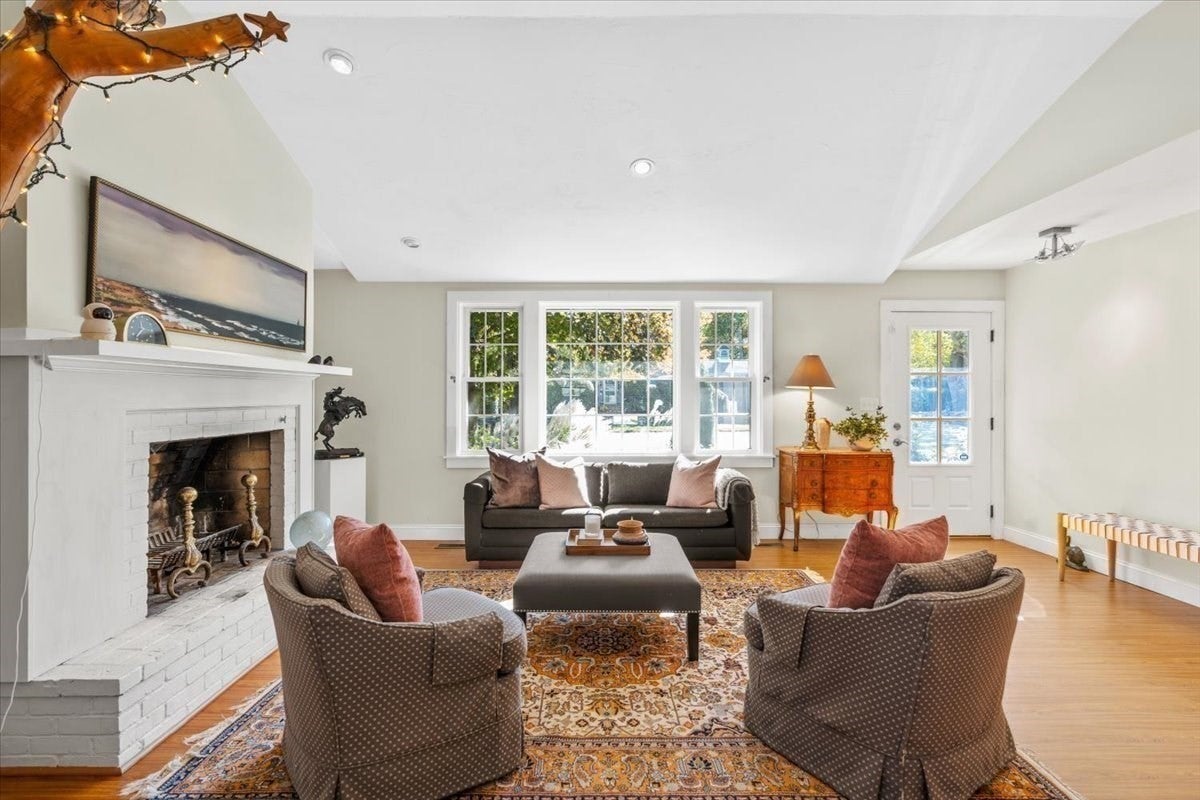 17 Marion Rd, Mattapoisett, MA, 17 Marion Rd, Mattapoisett, MA Photo #7