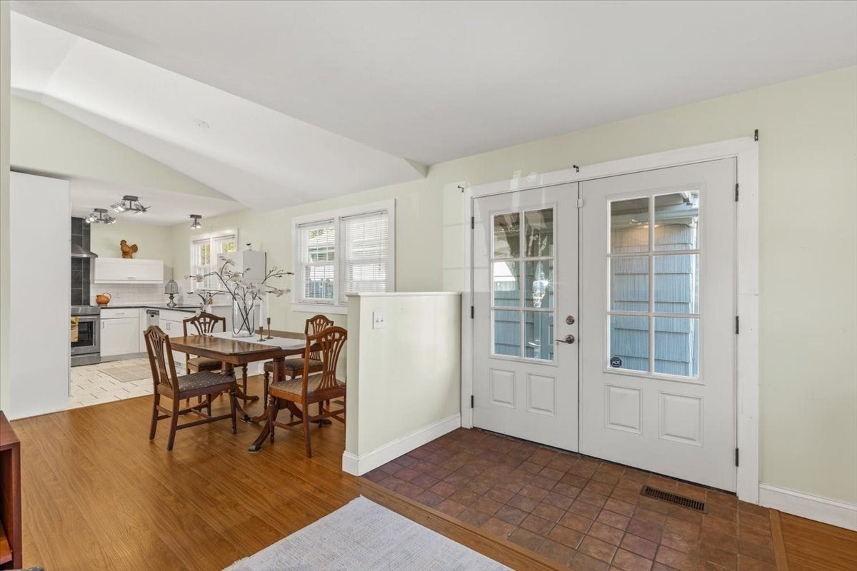 17 Marion Rd, Mattapoisett, MA, 17 Marion Rd, Mattapoisett, MA Photo #15
