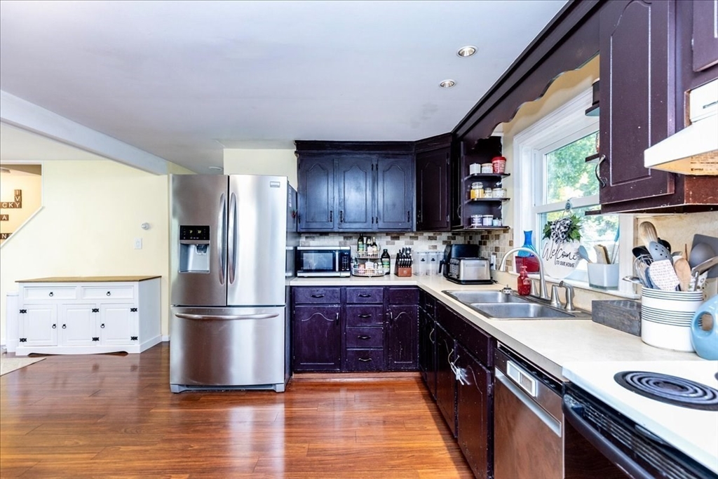 34 Roosevelt Ave