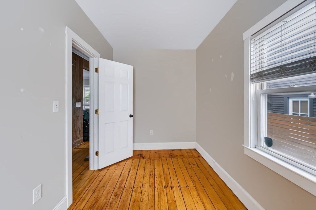 1 Randall St, Salem, MA, 1 Randall St, Salem, MA Photo #12