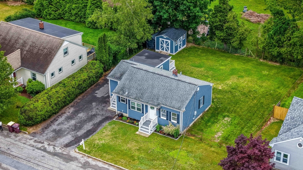 14 Oliveira Ave