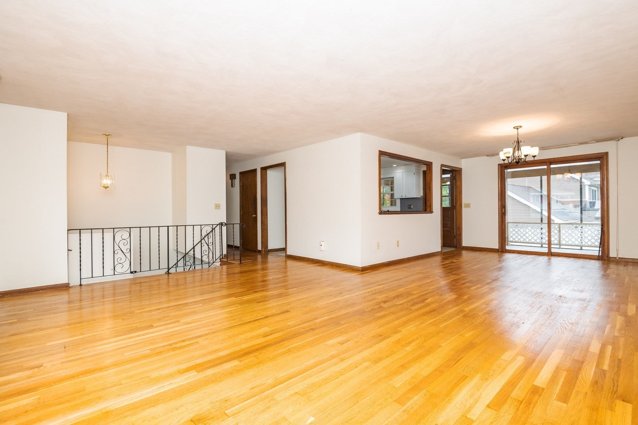 31 Towne Crest Drive, Stoneham, MA, 31 Towne Crest Drive, Stoneham, MA Photo #7