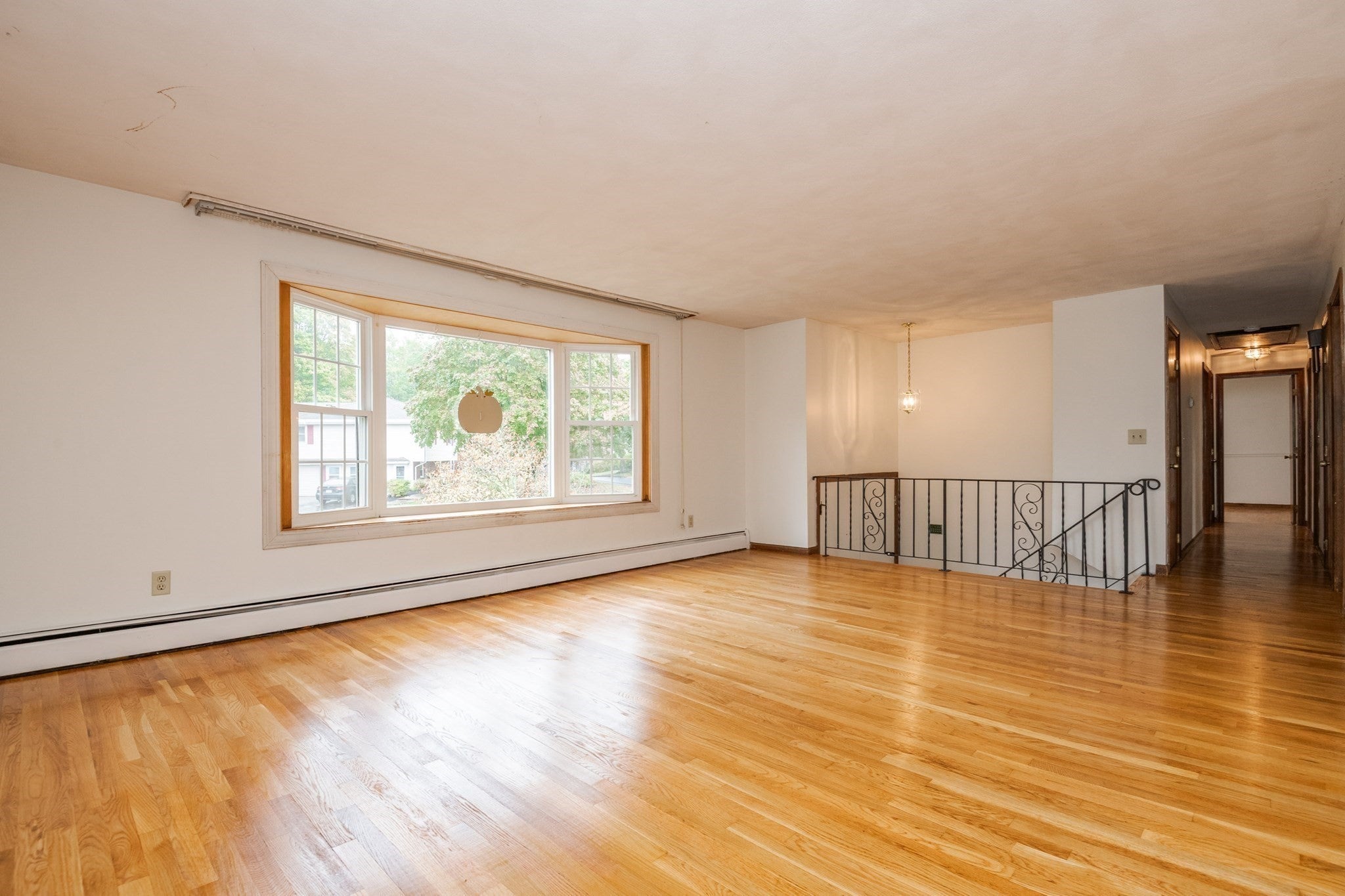 31 Towne Crest Drive, Stoneham, MA, 31 Towne Crest Drive, Stoneham, MA Photo #9