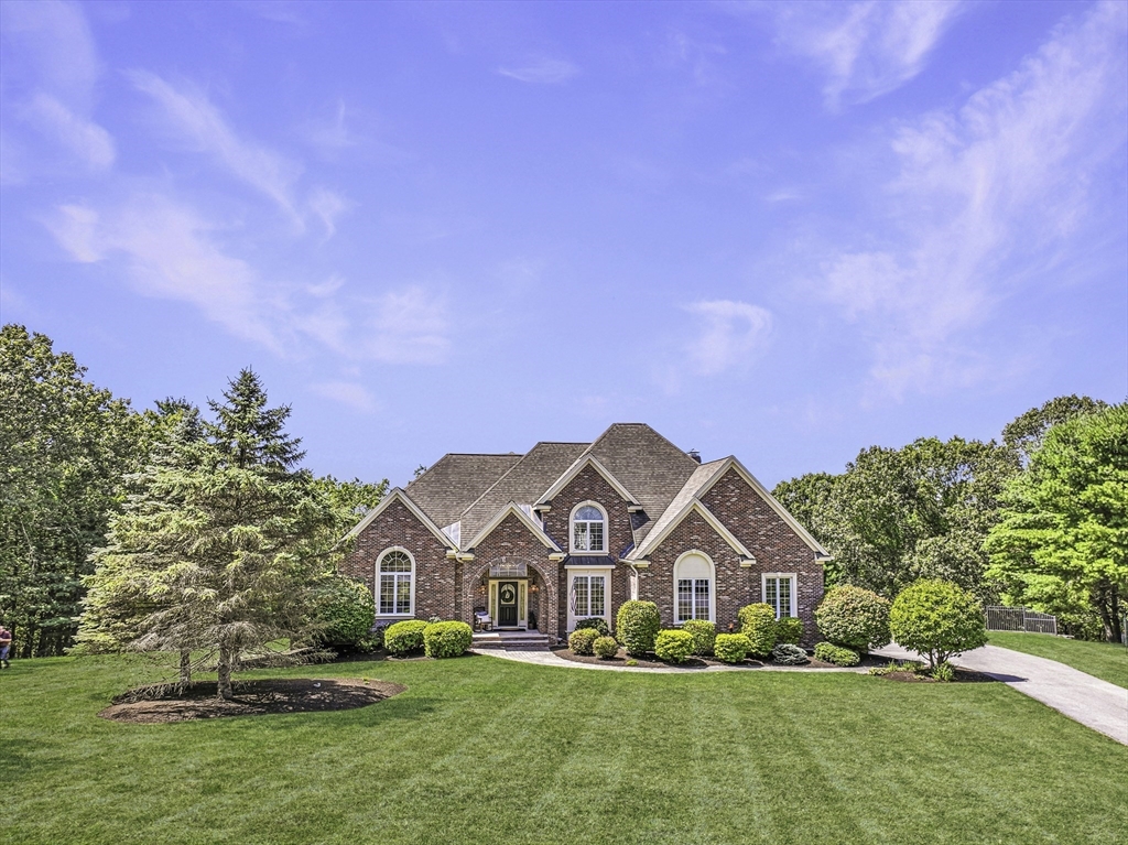 10 Emerson Way