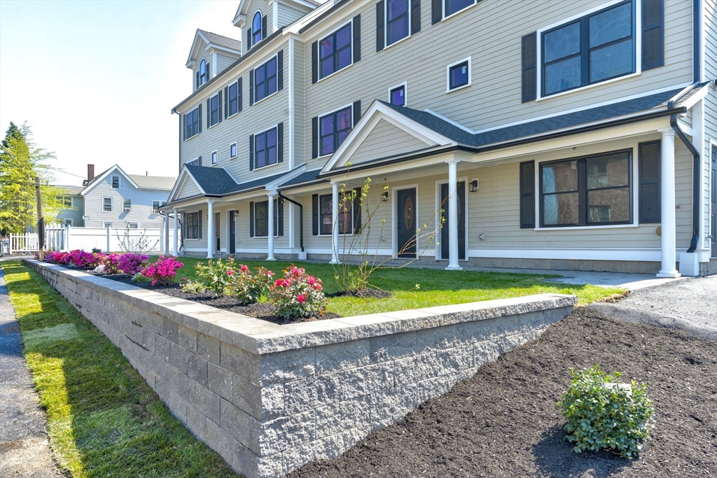 161 Sumner Street 1