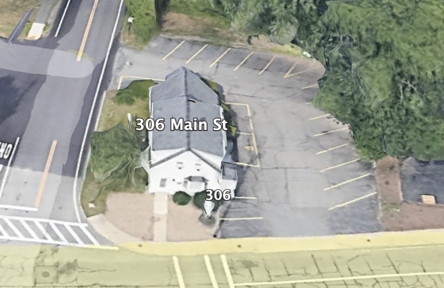 306 Main St