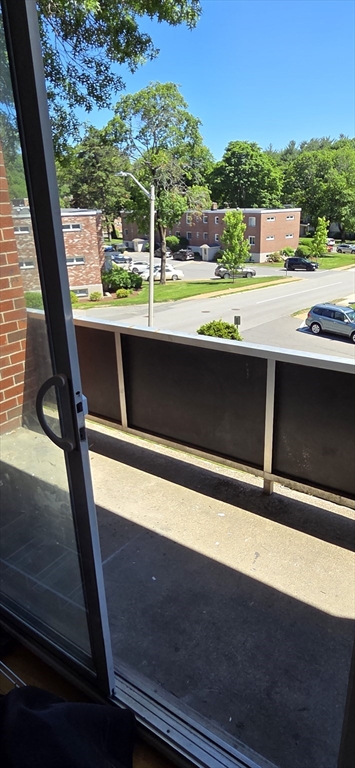 22 Jacqueline Rd F