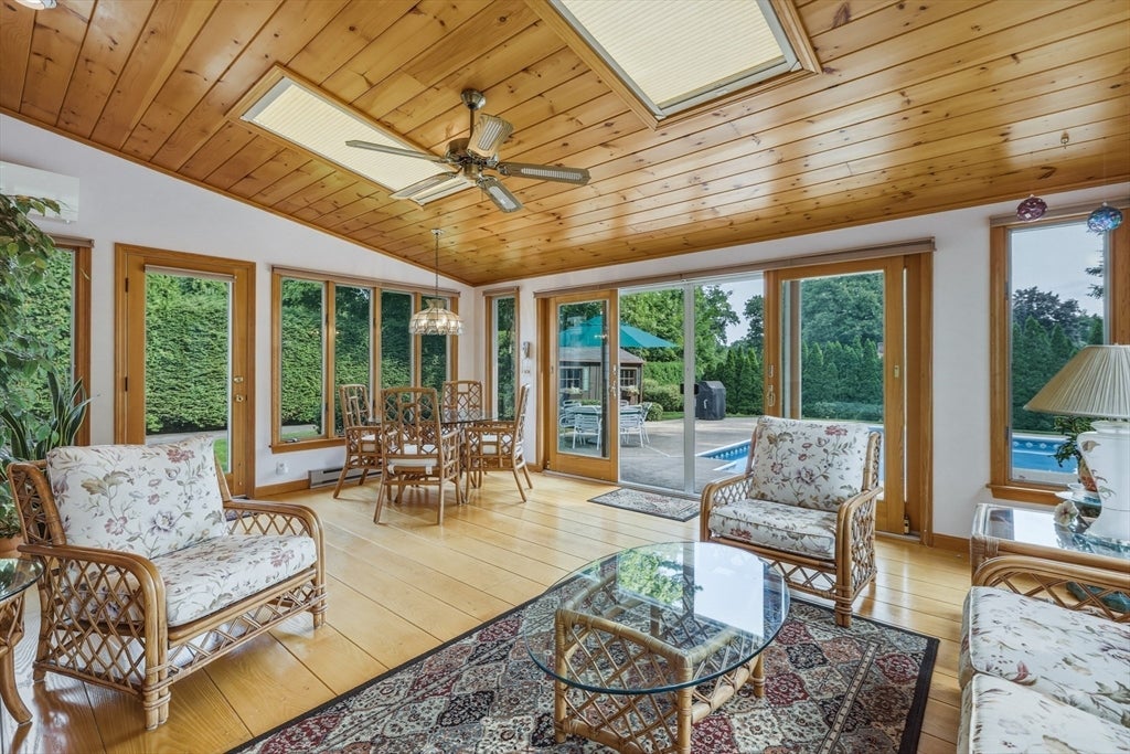 71 Cedar Rd, Longmeadow, MA, 71 Cedar Rd, Longmeadow, MA Photo #13
