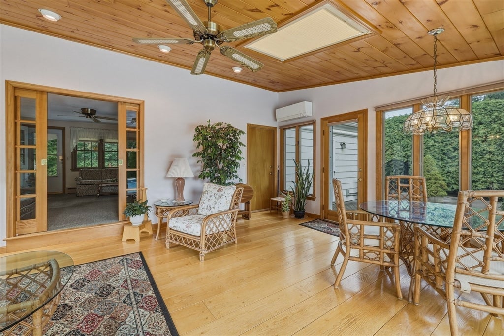 71 Cedar Rd, Longmeadow, MA, 71 Cedar Rd, Longmeadow, MA Photo #15