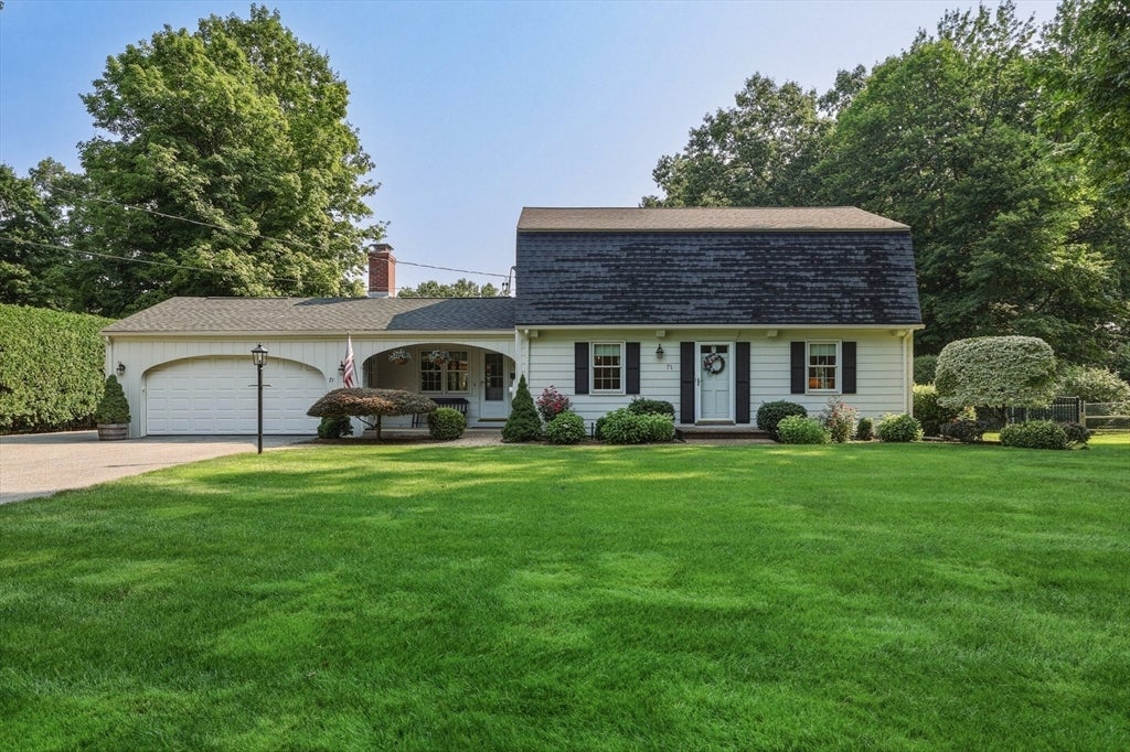 71 Cedar Rd