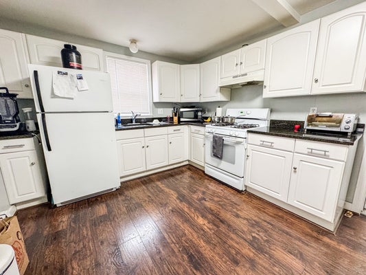 123 WILLOW ST # 123, CAMBRIDGE, MA 02141 - Image ef4e0e1f33b197fb26082097e6d4f567/2872068222