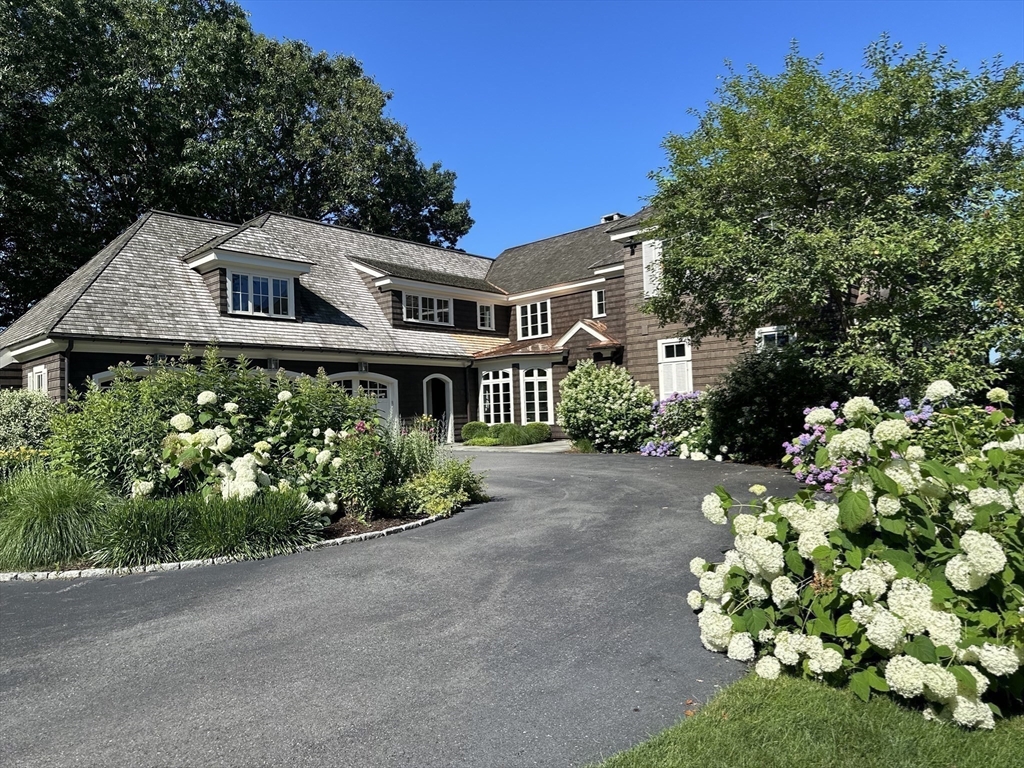 4 Ellen Mary Way