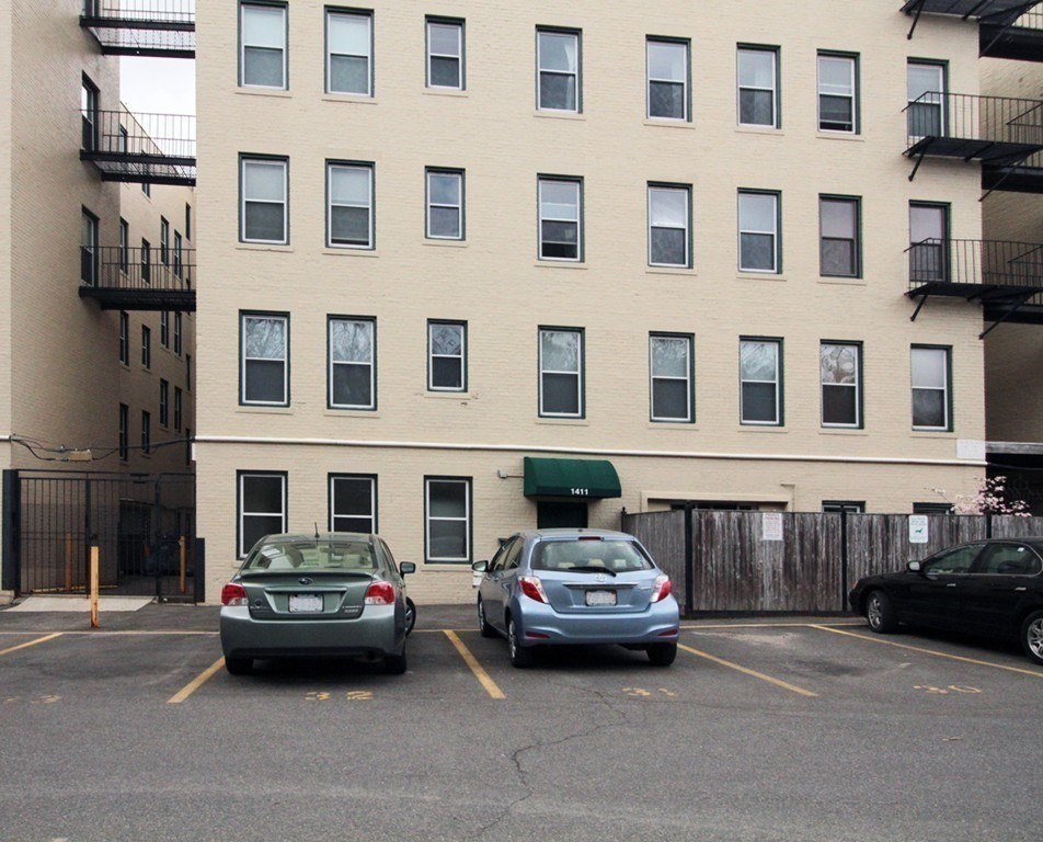1411 Commonwealth Ave #401, Boston, MA Photo #12