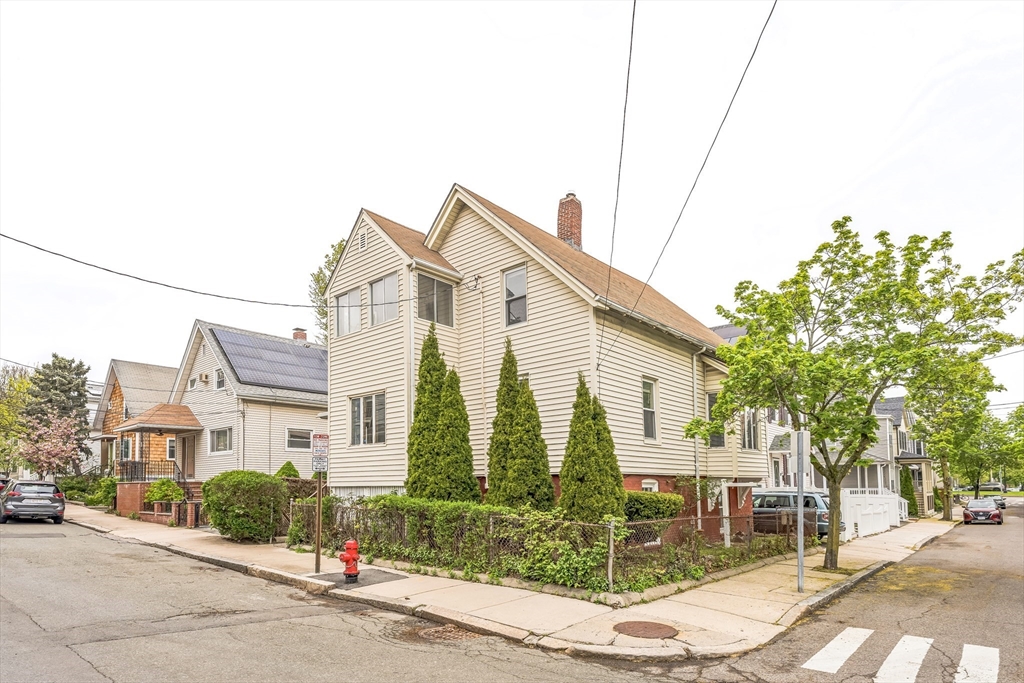 10 Wellington Ave