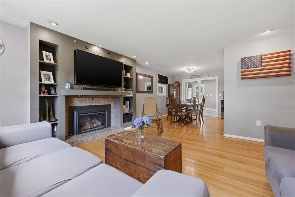28 Trinity Drive, Milford, MA, 28 Trinity Drive, Milford, MA Photo #6