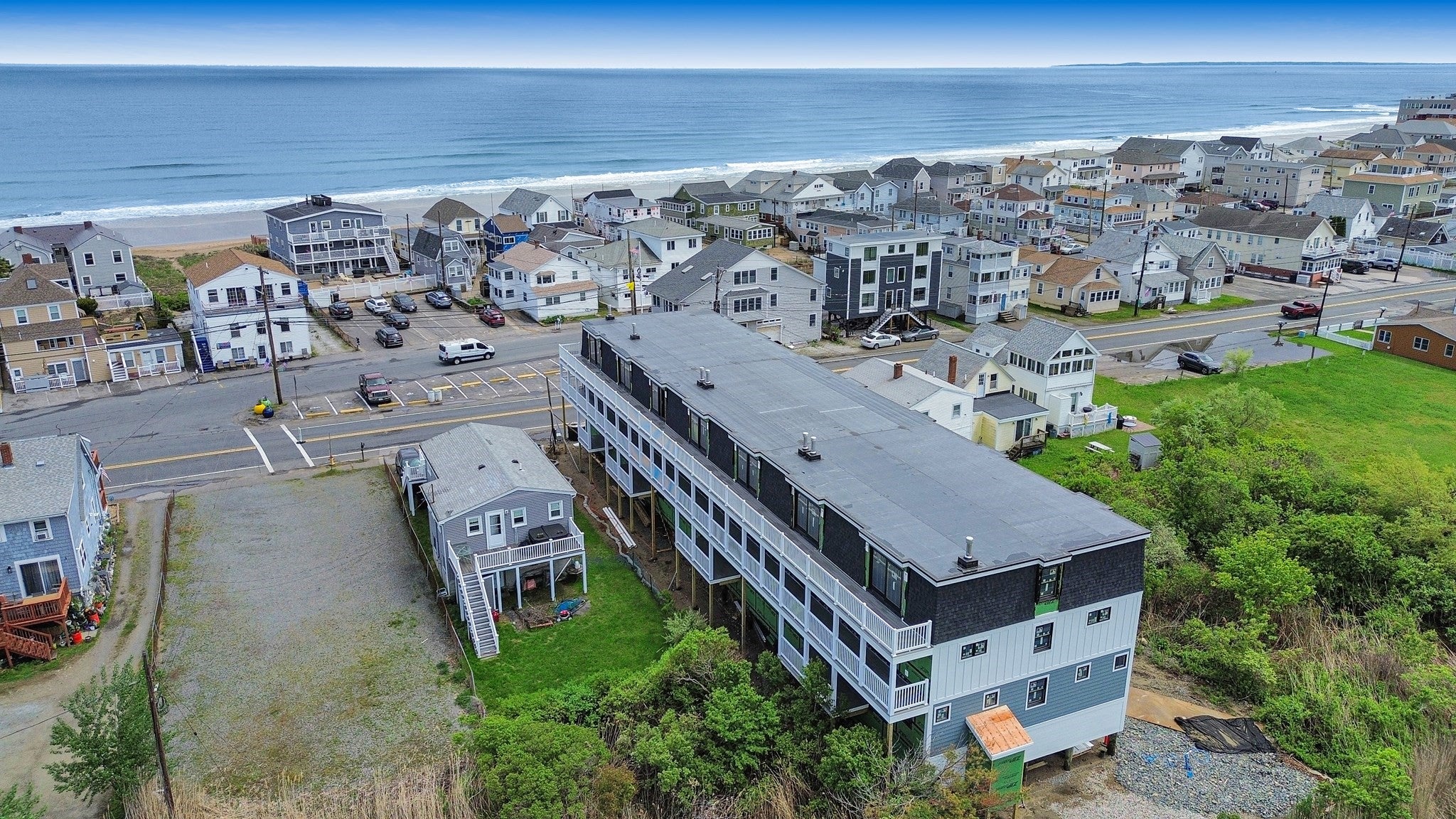 113 N End Blvd 3