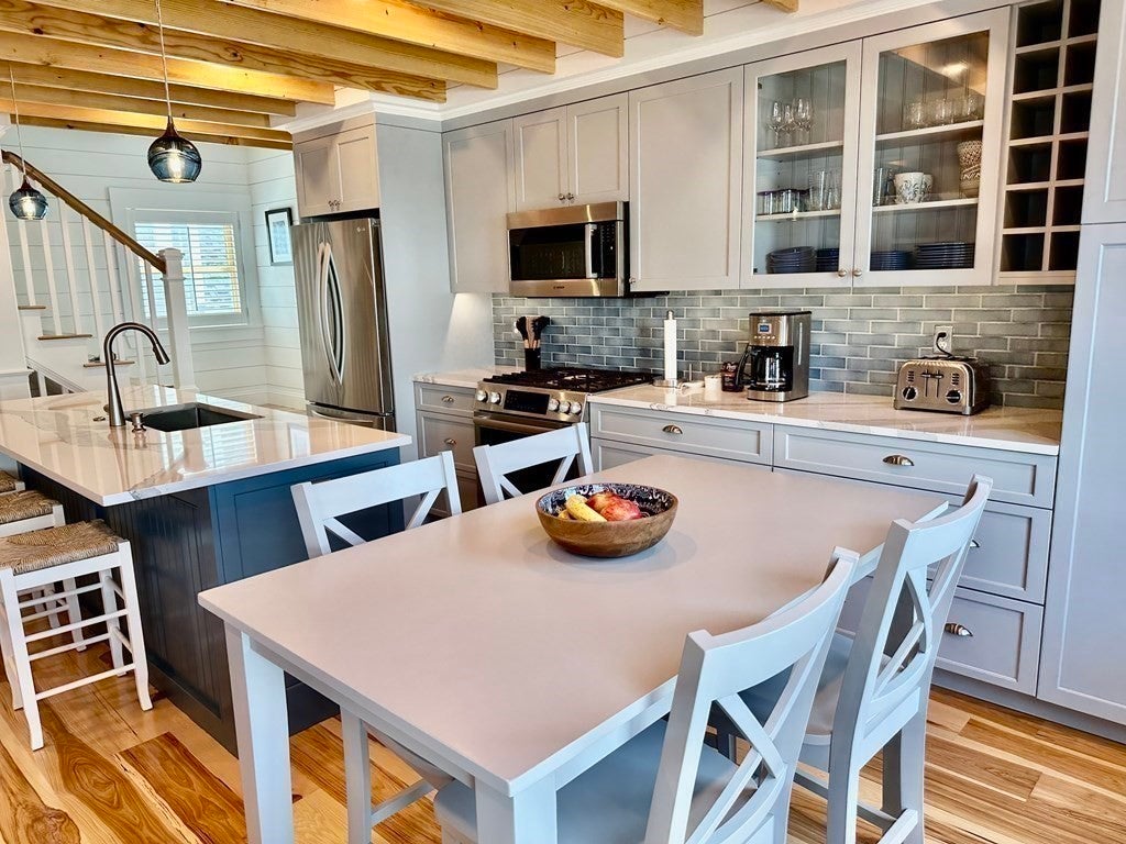 154 Cadish Avenue 10/1-5/31 AVE #2, Hull, MA, 154 Cadish Avenue 10/1-5/31 AVE #2, Hull, MA Photo #8