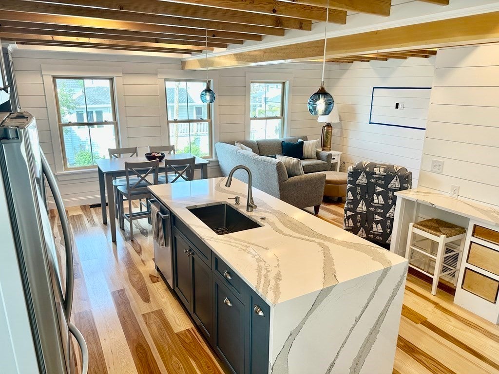 154 Cadish Avenue 10/1-5/31 AVE #2, Hull, MA, 154 Cadish Avenue 10/1-5/31 AVE #2, Hull, MA Photo #5