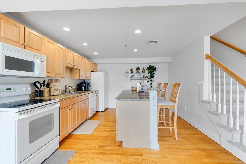 615 Main ST #7, Barnstable, MA Photo #13