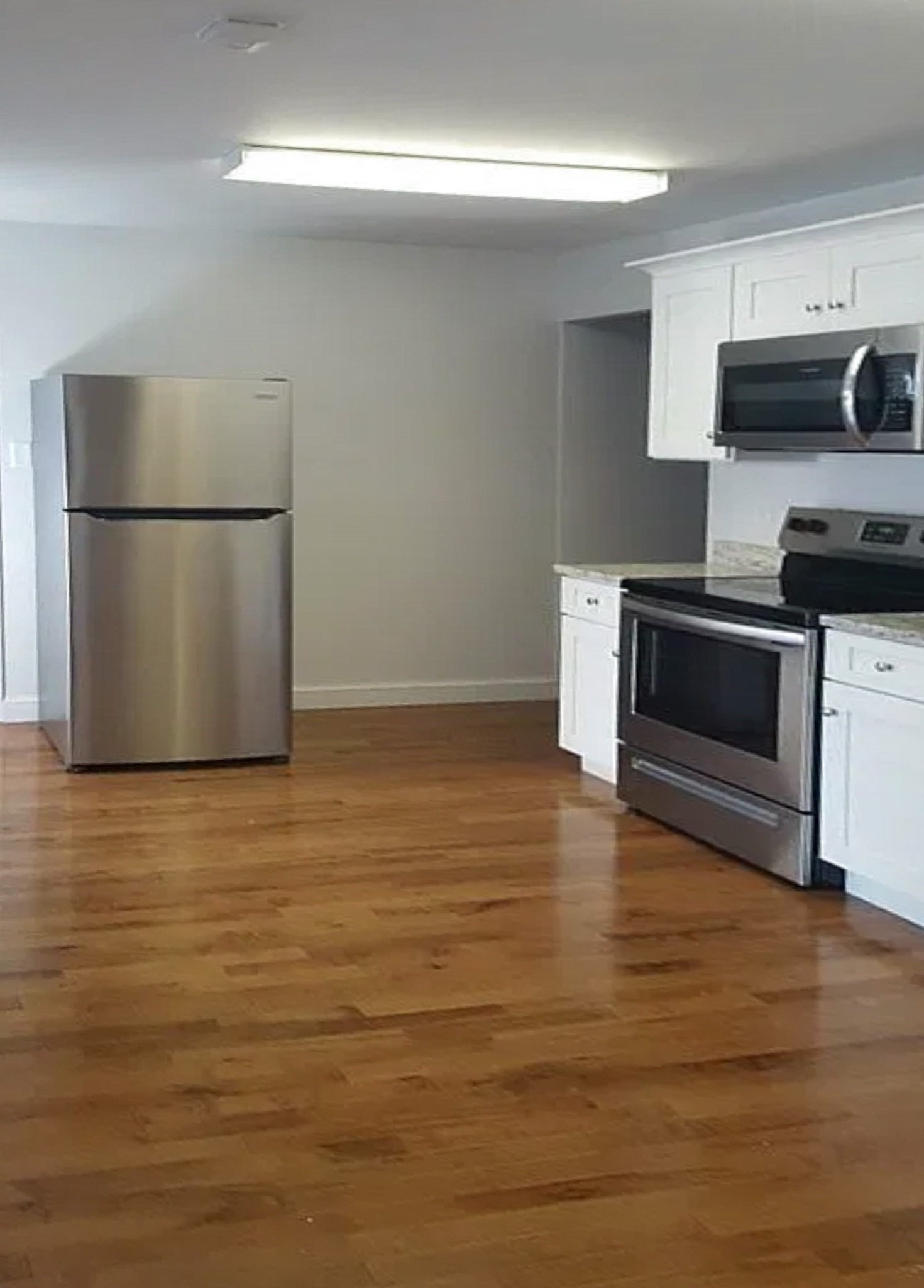 142 University Avenue, Lowell, MA Photo #2