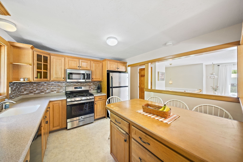 156 Third St