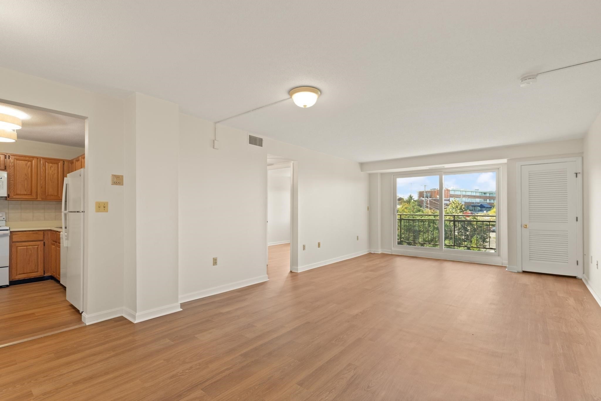 198 Locust ST 1706, Lynn MA 01904