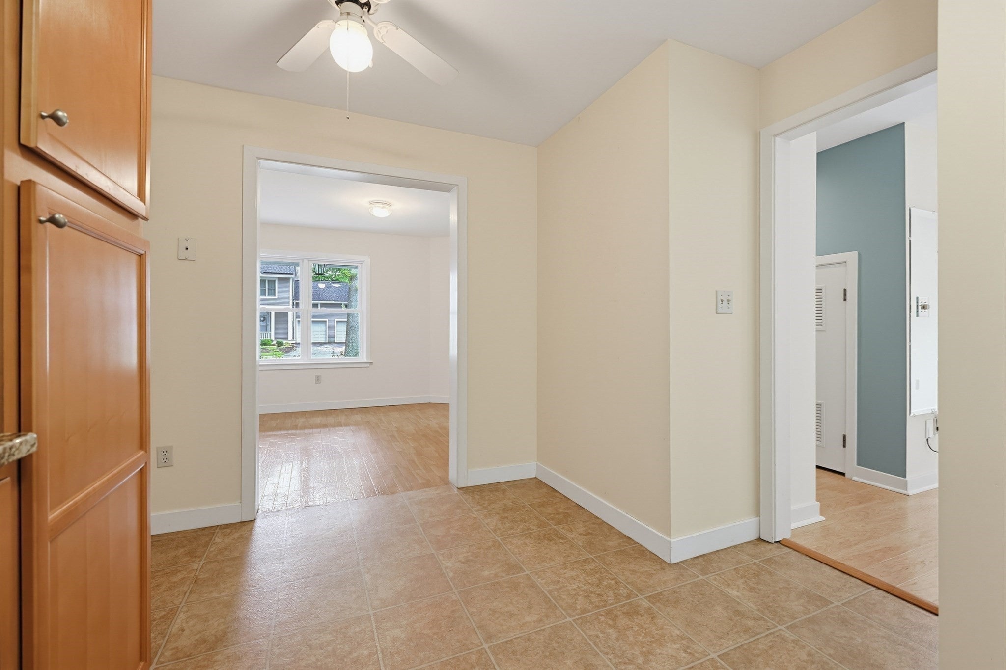 4 Oak Ct #4, Rockland, MA Photo #16