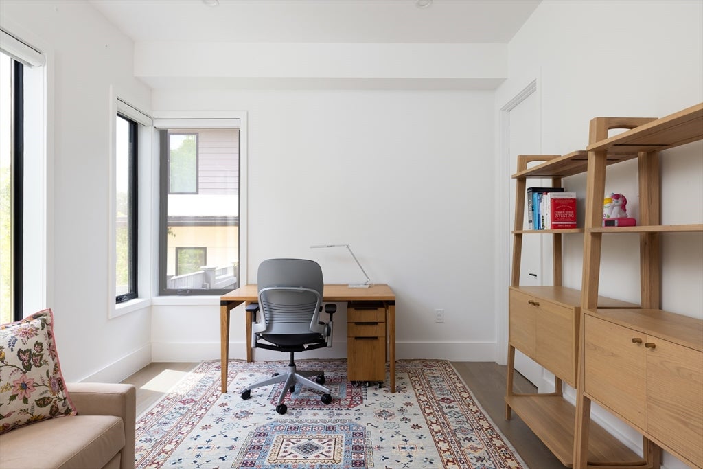 221 Gardner Rd, Brookline, MA Photo #10