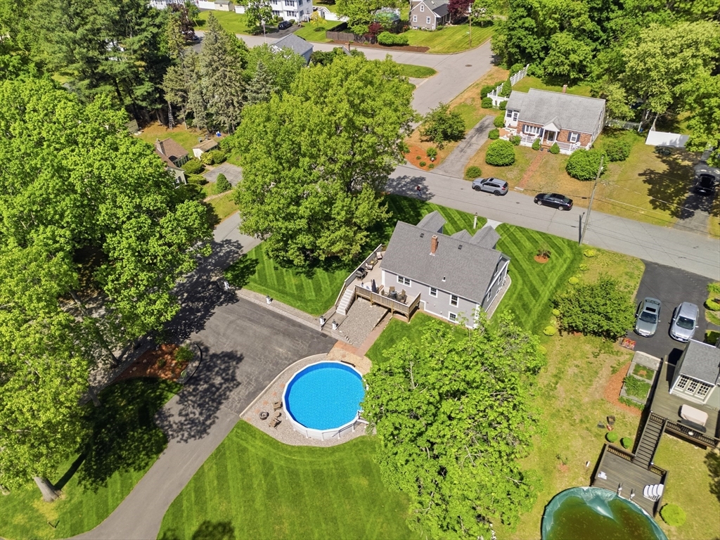 24 Pleasant St