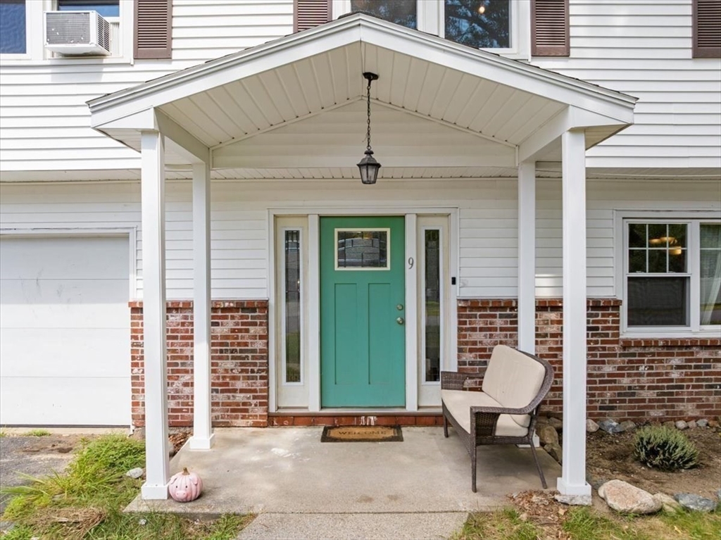 9 Ruth Ellen Rd