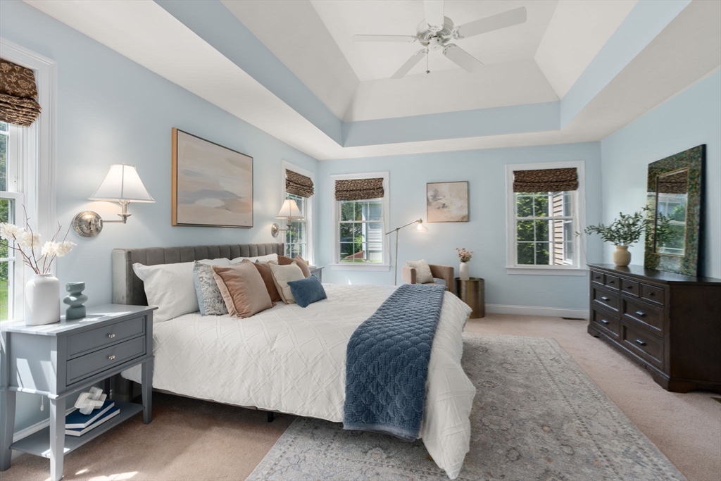 Millis, Massachusetts 02054, United States, 2 Bedrooms Bedrooms, ,3 BathroomsBathrooms,Residential,Pending,144276