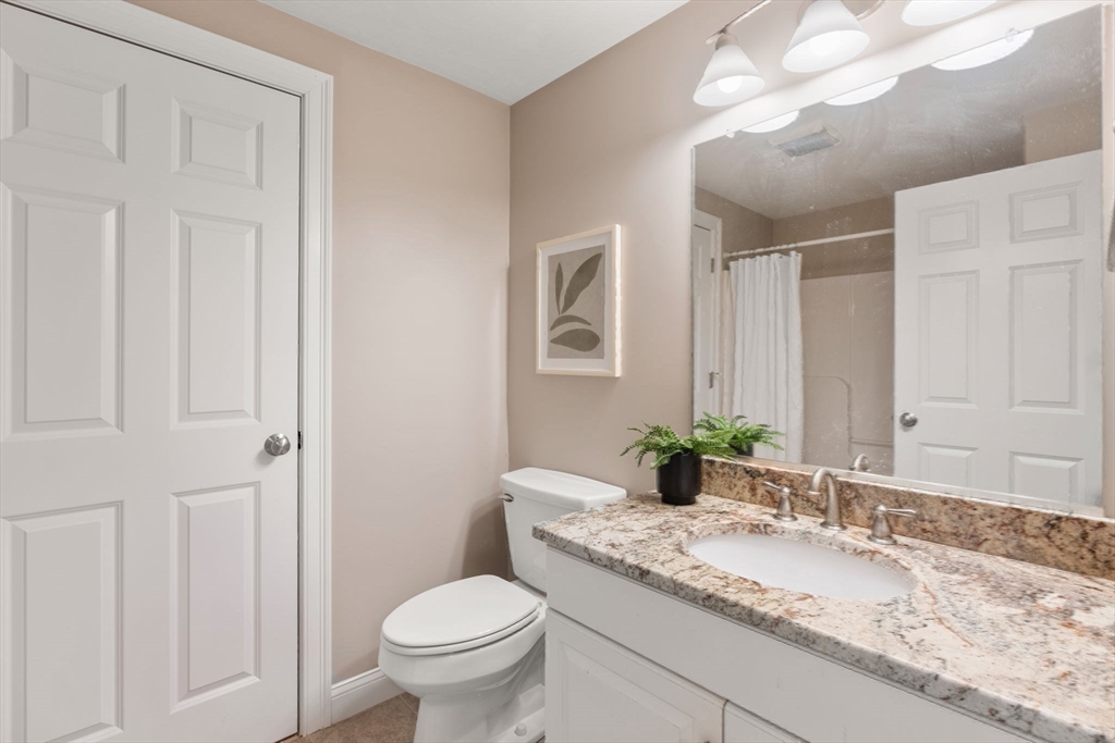 Millis, Massachusetts 02054, United States, 2 Bedrooms Bedrooms, ,3 BathroomsBathrooms,Residential,Pending,144276