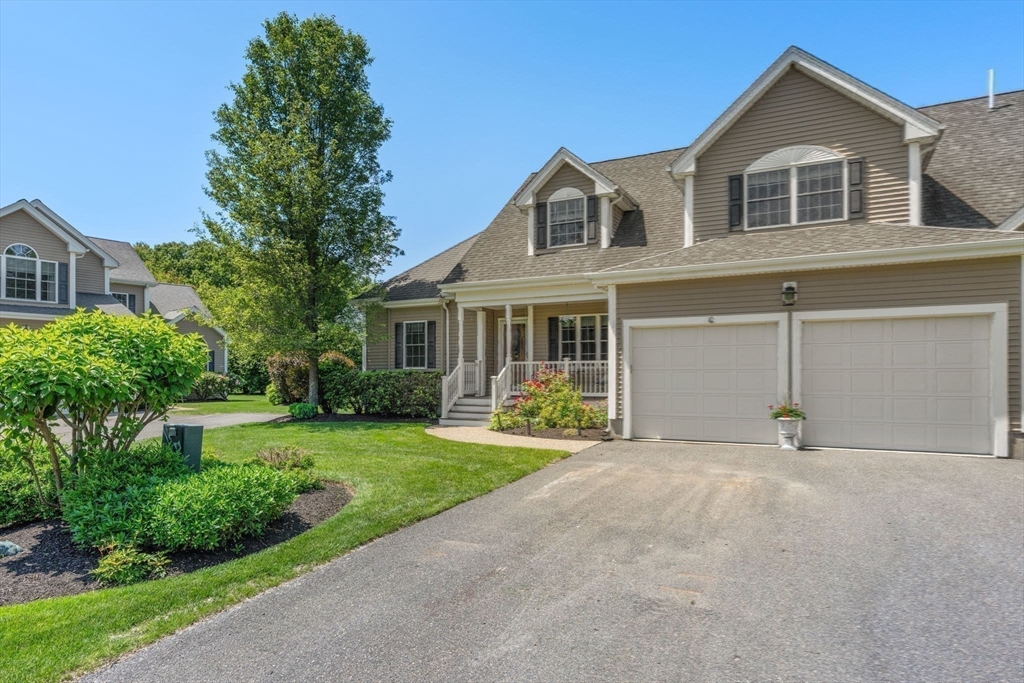 Millis, Massachusetts 02054, United States, 2 Bedrooms Bedrooms, ,3 BathroomsBathrooms,Residential,Pending,144276