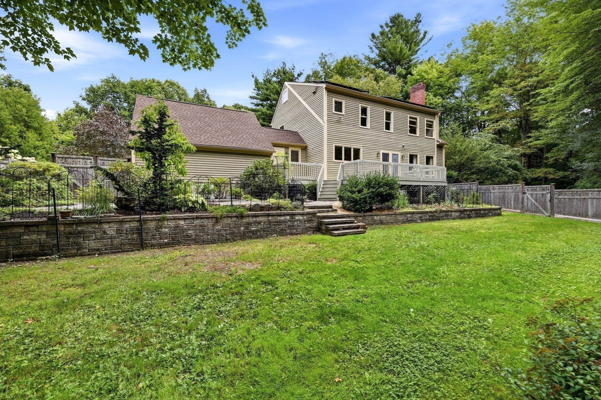16 Birch Ln, Northampton, MA Photo #36