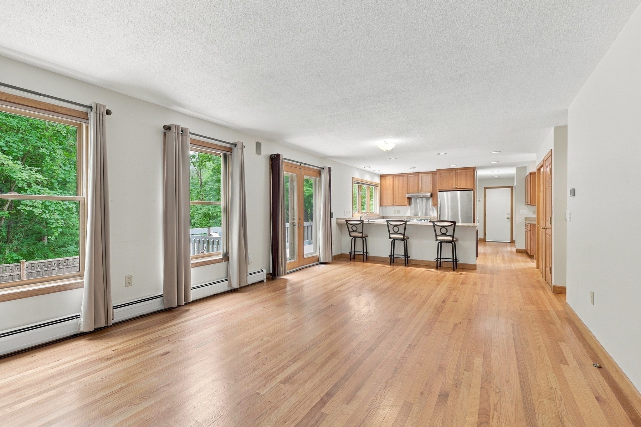 16 Birch Ln, Northampton, MA Photo #11