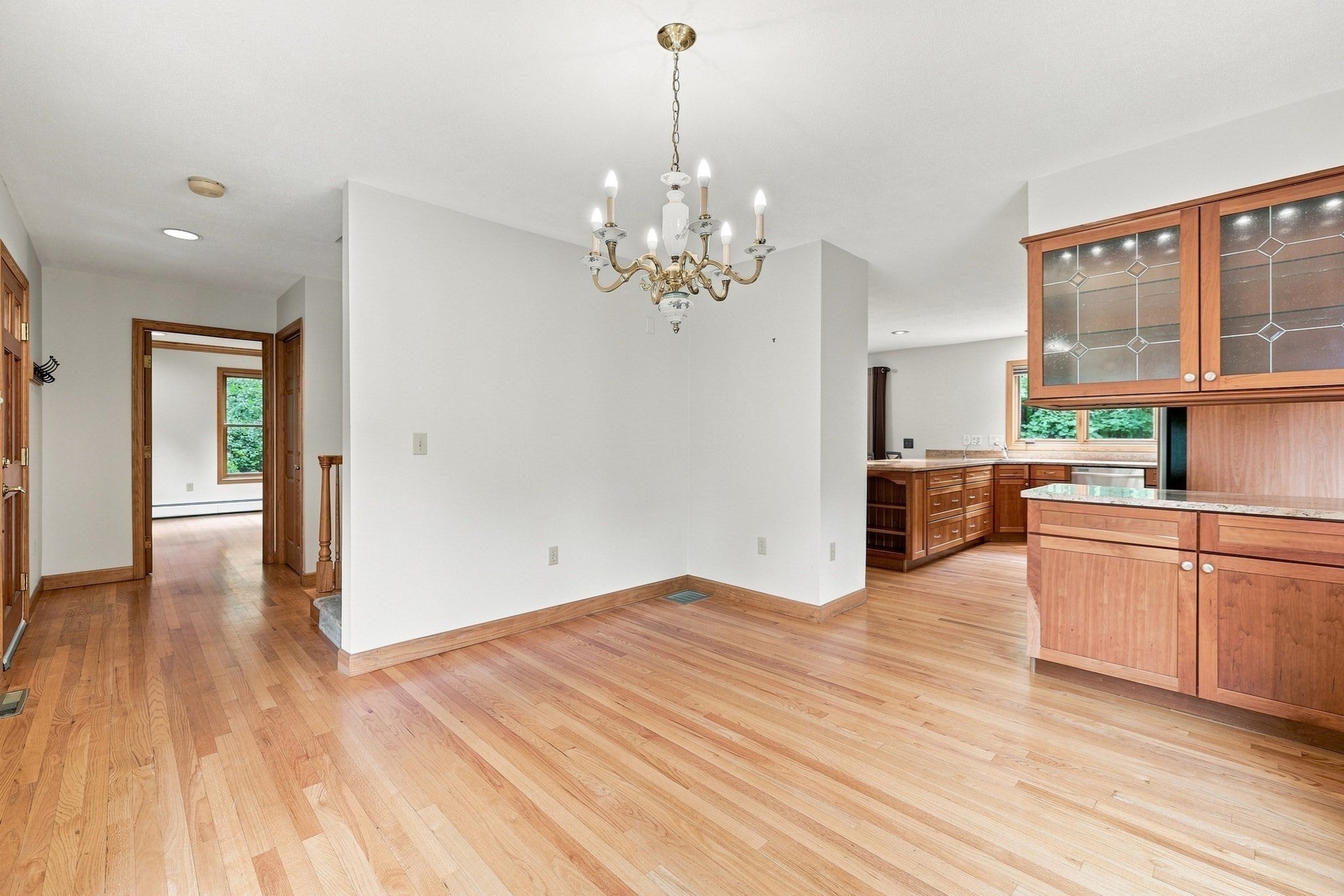 16 Birch Ln, Northampton, MA Photo #20