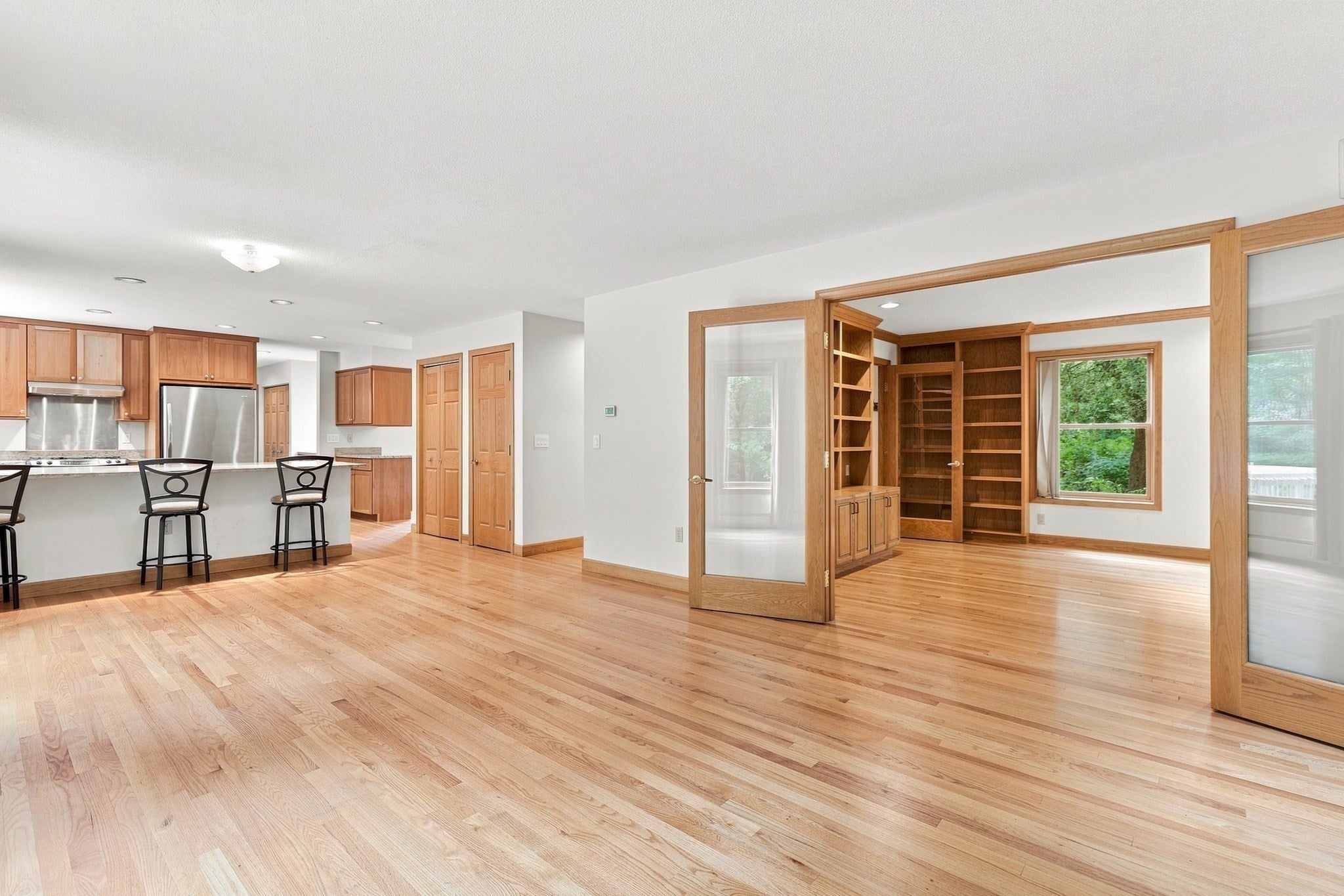 16 Birch Ln, Northampton, MA Photo #10