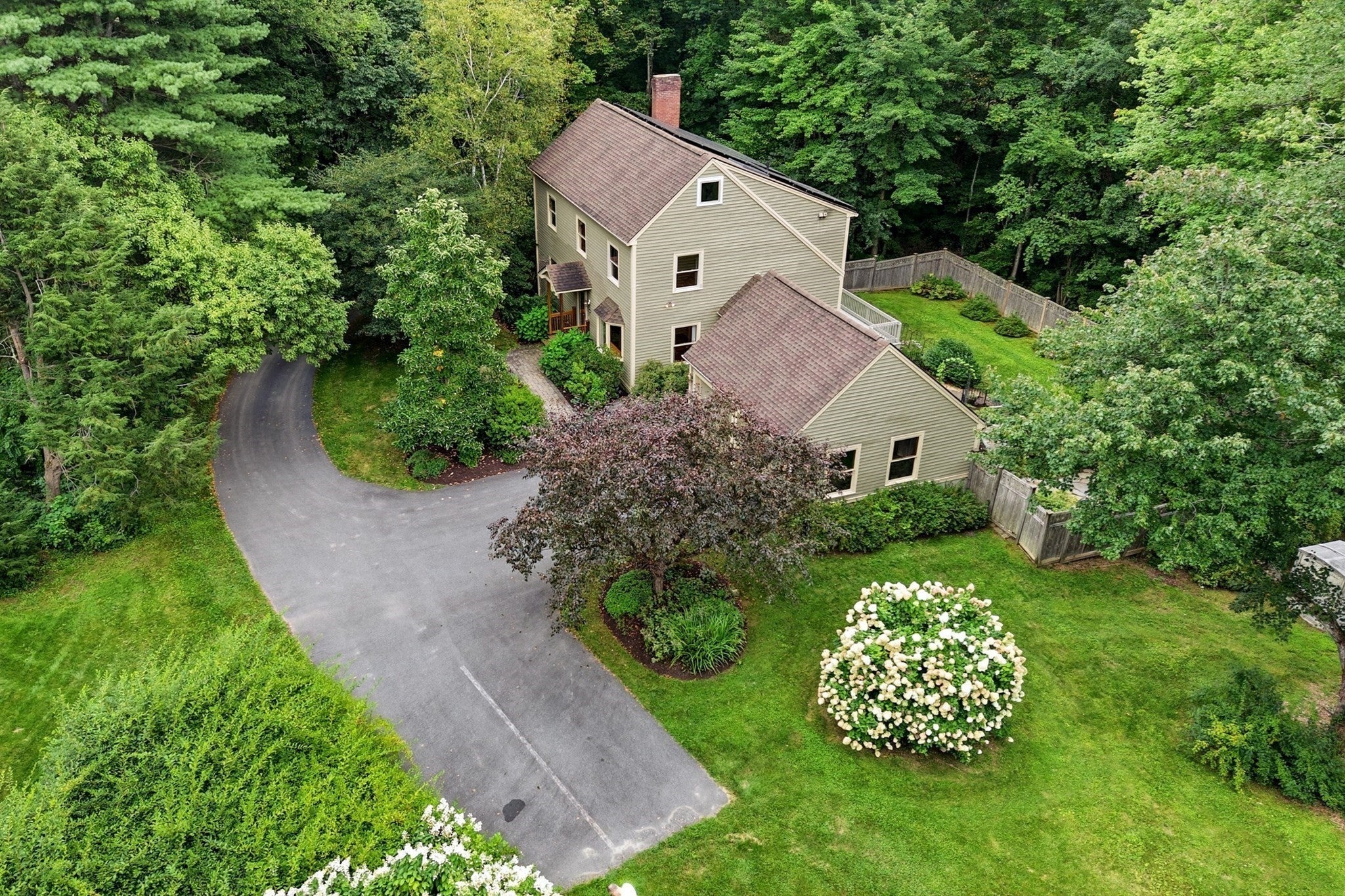 16 Birch Ln