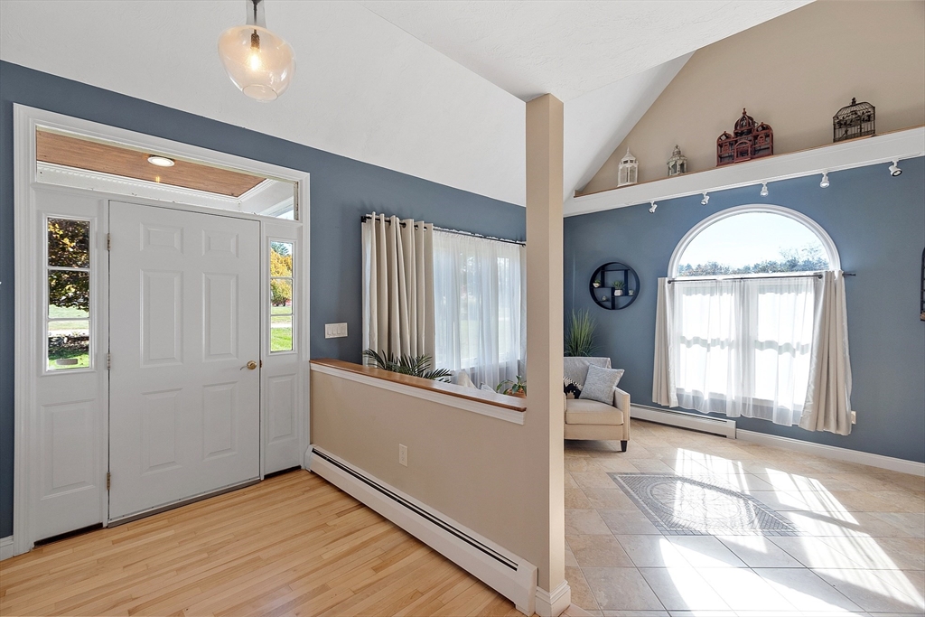 1 Horseshoe Dr
