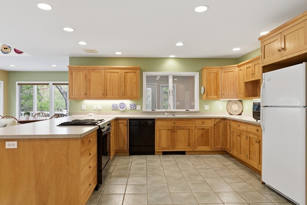 9 Woodcliffe Road, Lexington, MA Photo #9